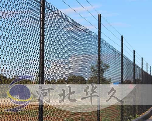 勾花網(wǎng)隔離柵